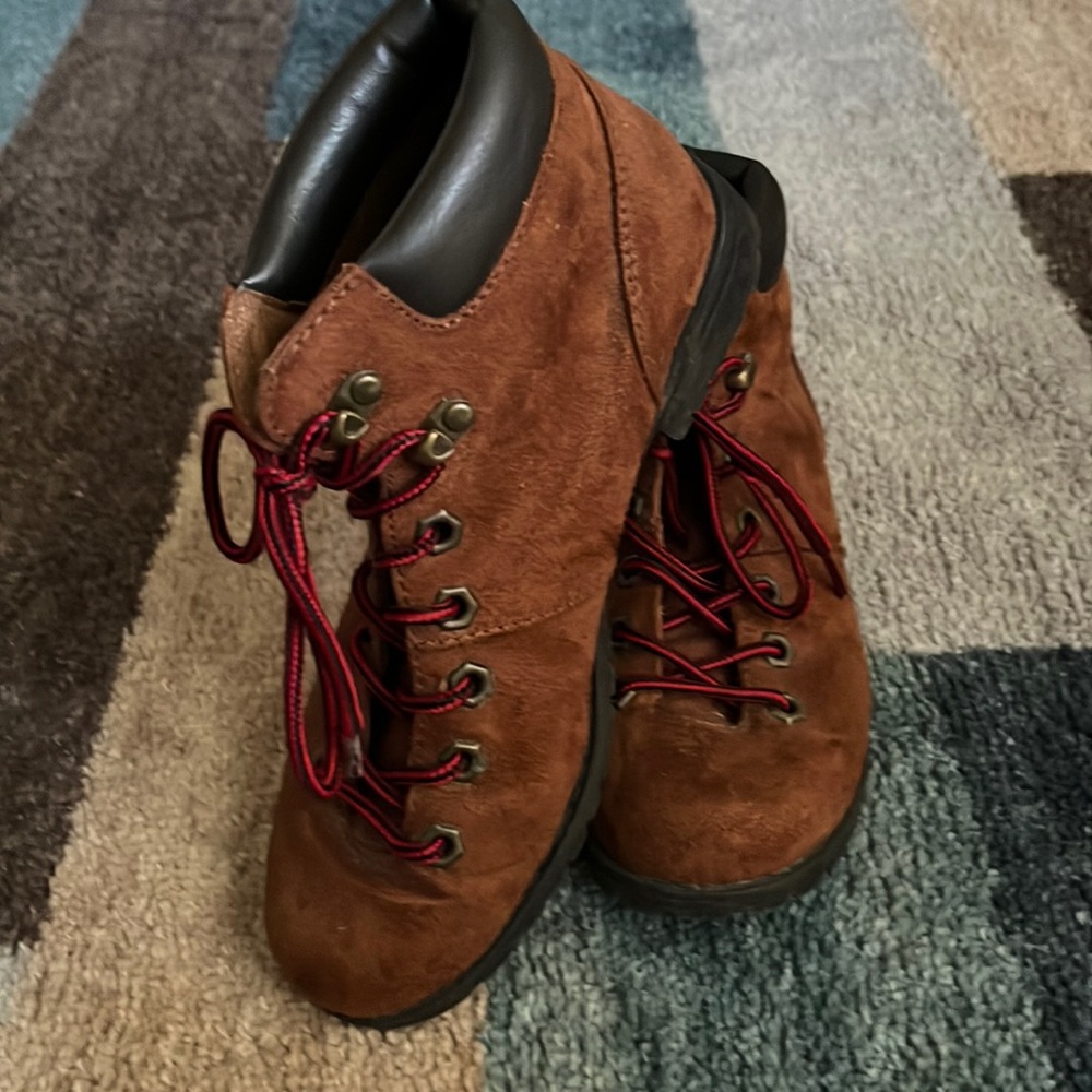 American Eagle Womens Boots size 6.5